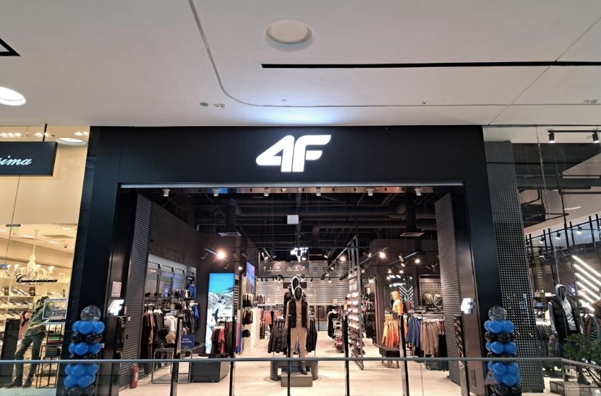 4F