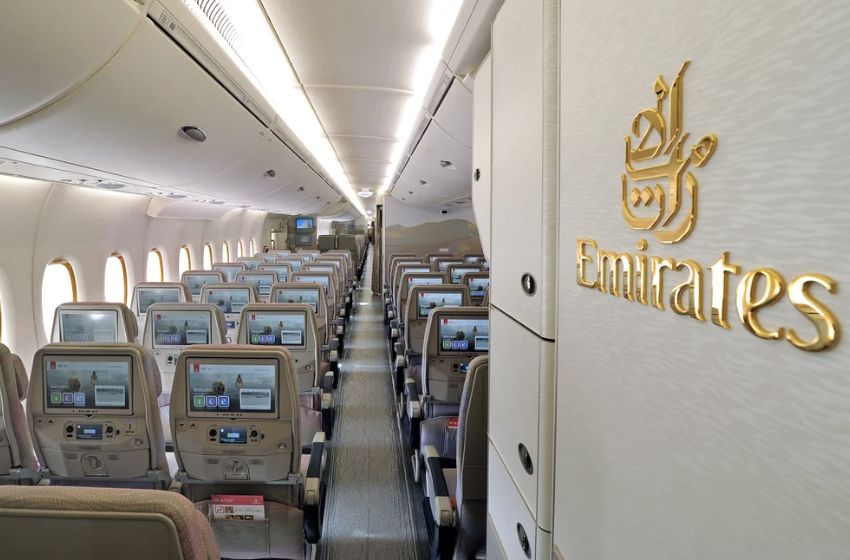 Flying in Style | Discover the Top Reasons Why Emirates is a Favorite Among Travelers Worldwide